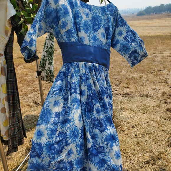 1940 mode o day silk dress - Picture 7 of 8